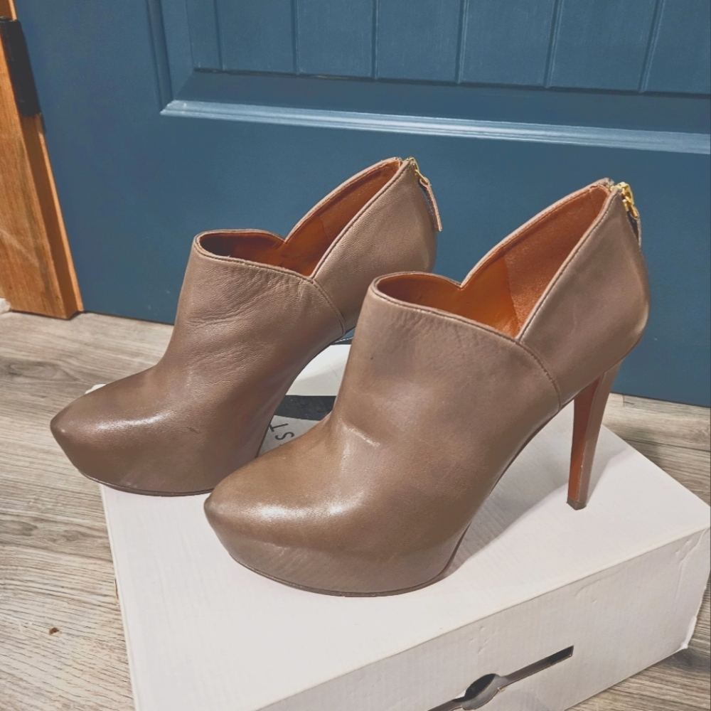Nine West Belanie Booties